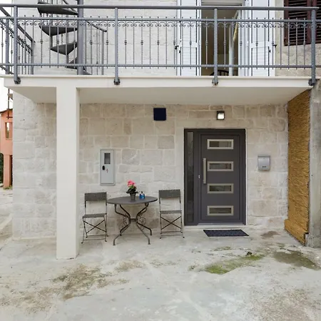 House Rokastone Апартаменты Сплит