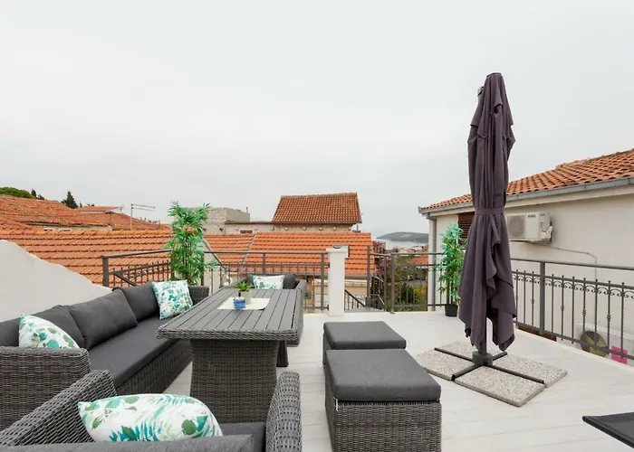 House Rokastone Split